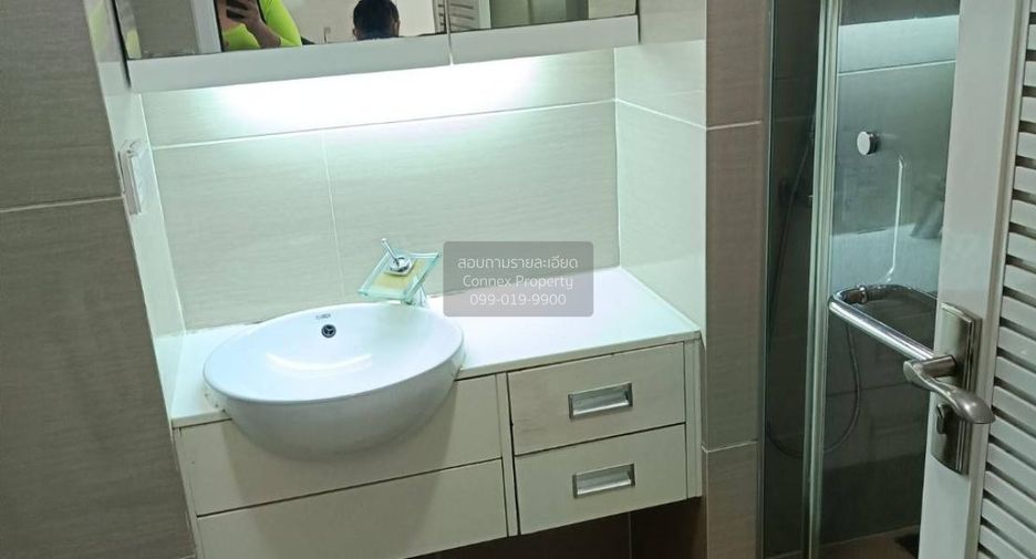 Condo en alquiler de 1 habitaciones en Huai Khwang, Bangkok