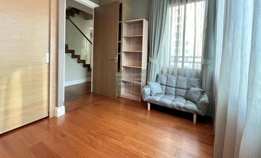 Wohnung zur Miete mit 3 Zimmer in Khlong Toei, Bangkok