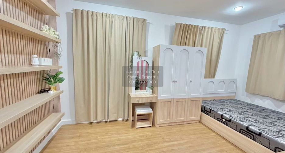 出租 4 卧室 独立屋 在 Khlong Luang, Pathum Thani