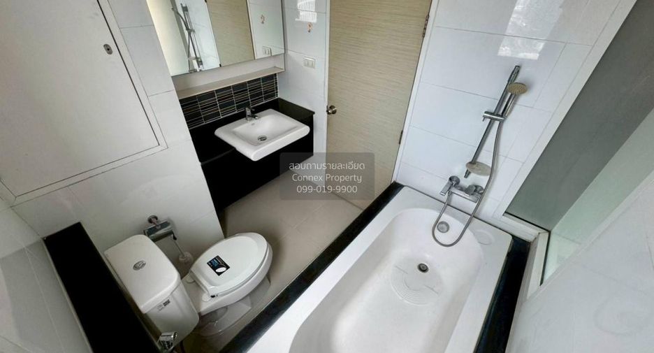 For rent 2 bedrooms condo in Bang Na, Bangkok