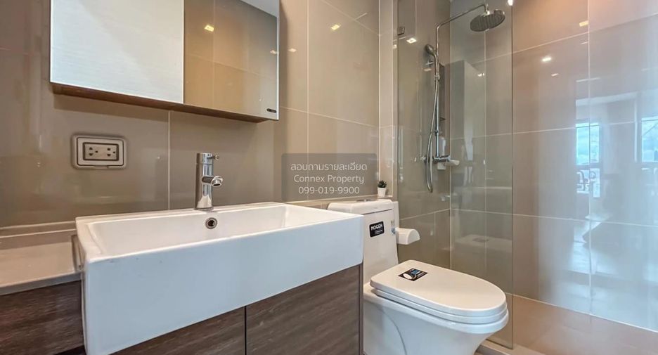 For rent 2 bedrooms condo in Huai Khwang, Bangkok