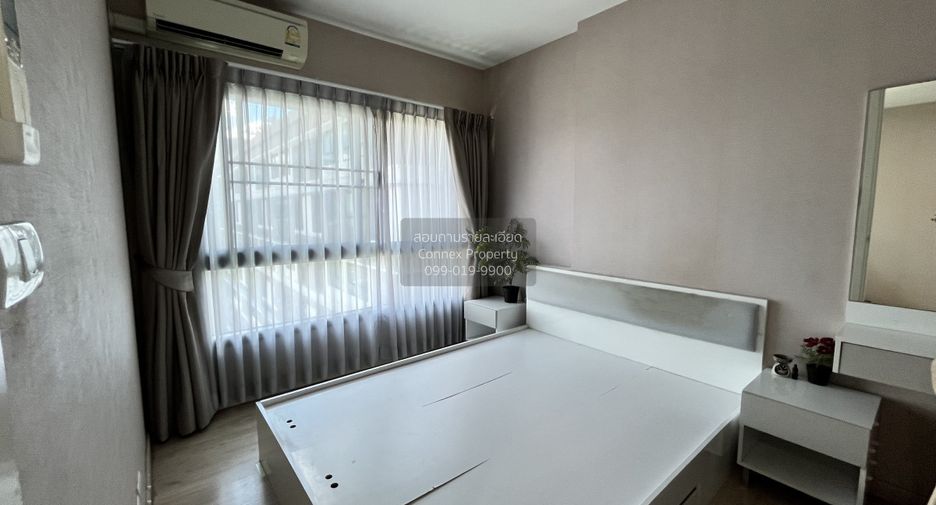 For rent 2 bedrooms condo in Bangkok Yai, Bangkok