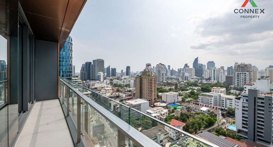 À louer 2 chambres condo à Watthana, Bangkok