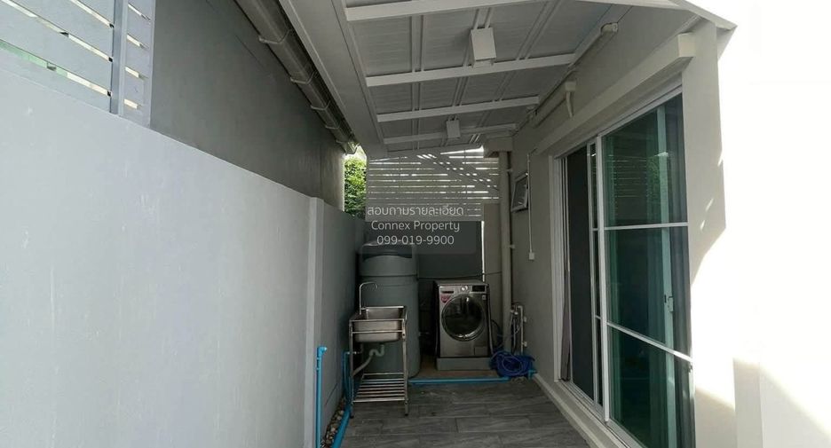 For rent 2 bedrooms townhouse in Bang Phli, Samut Prakan
