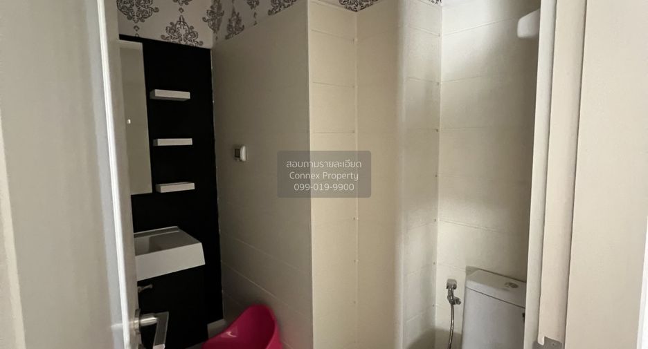 For rent 2 bedrooms condo in Khlong San, Bangkok