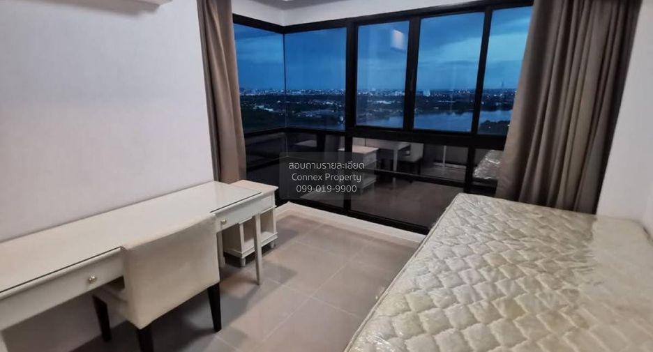 For rent 3 bedrooms condo in Yan Nawa, Bangkok
