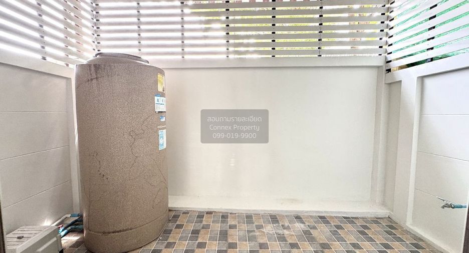 For rent 3 ベッドルーム townhouse in Bang Kapi, Bangkok