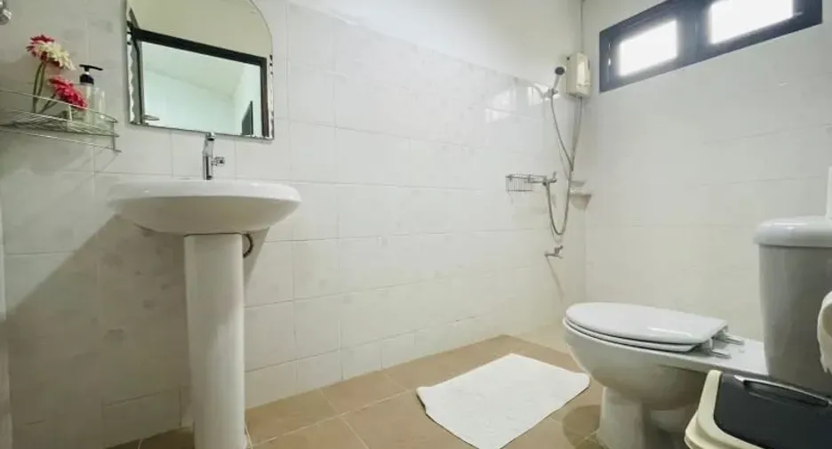 出售 和 出租 8 卧室 独立屋 在 Mueang Chiang Mai, Chiang Mai