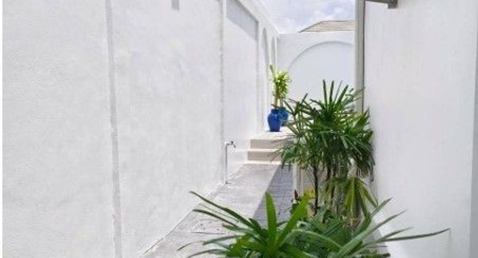 For rent 3 bedrooms villa in Thalang, Phuket