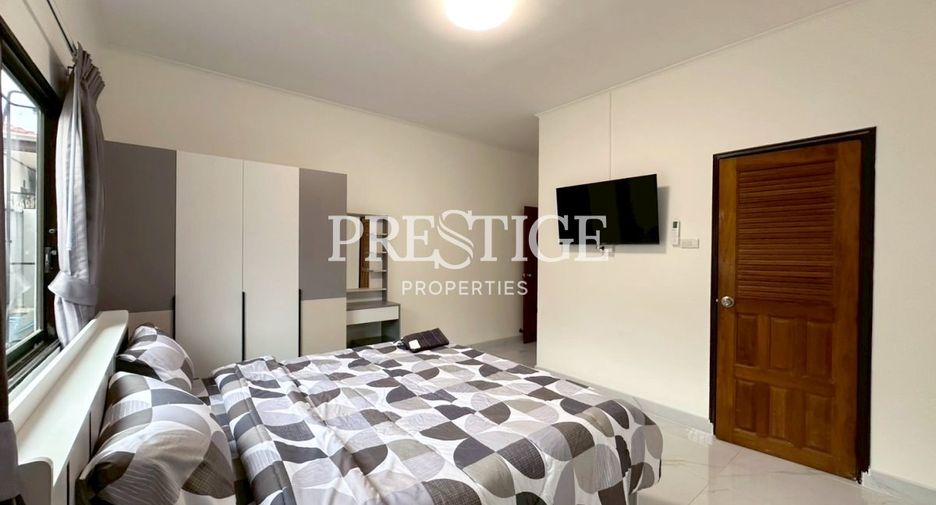 Casa en alquiler de 4 habitaciones en Jomtien, Pattaya