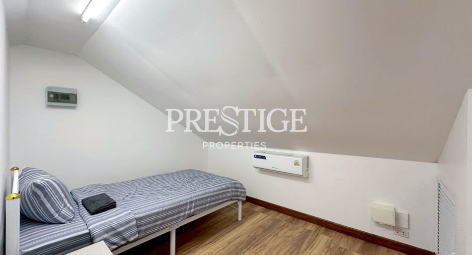 Casa en alquiler de 4 habitaciones en Jomtien, Pattaya