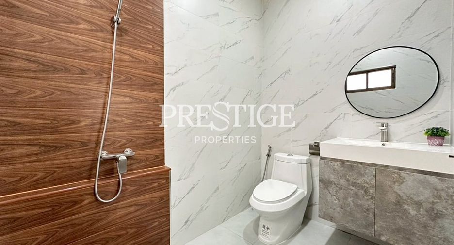 Casa en alquiler de 4 habitaciones en Jomtien, Pattaya