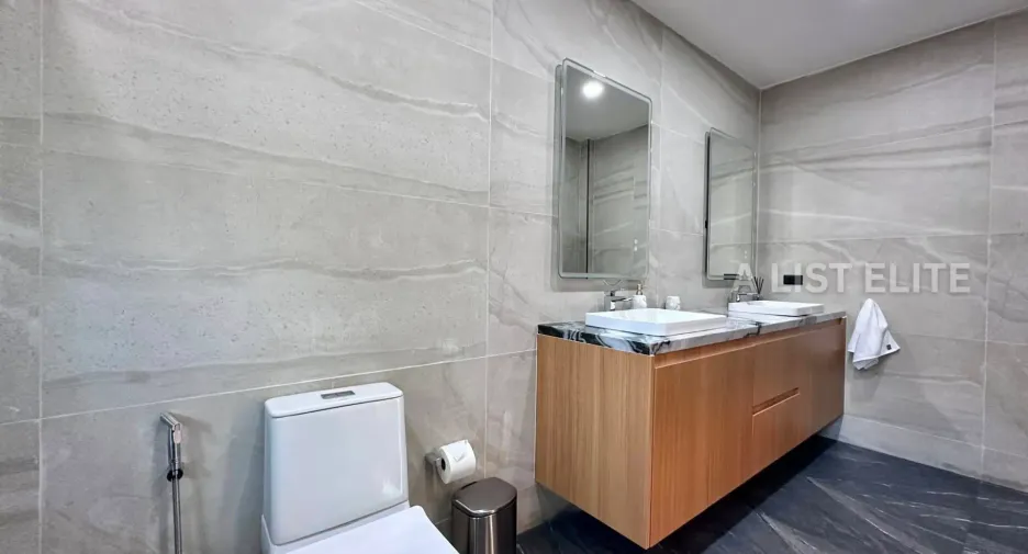For rent 5 bedrooms house in East Pattaya, Pattaya