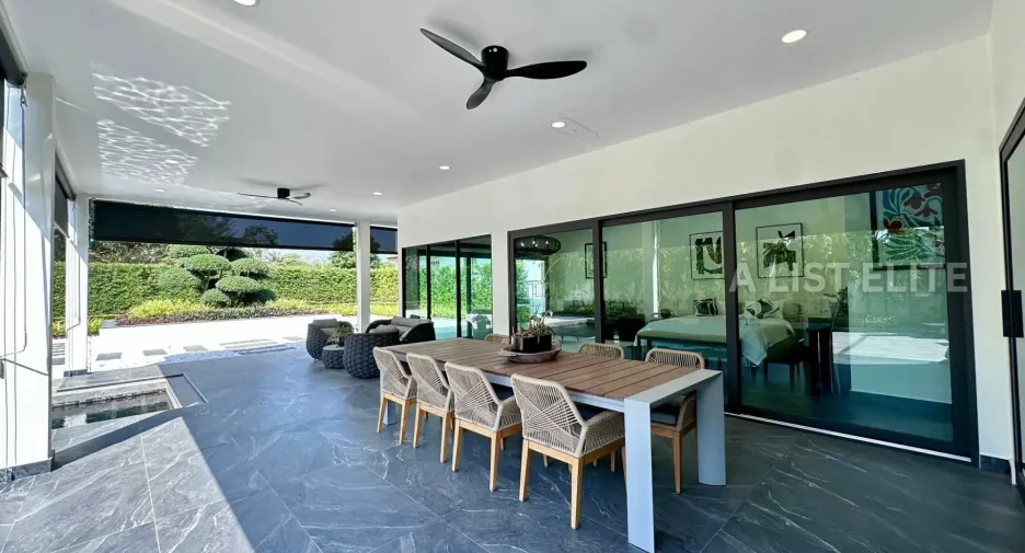 For rent 5 bedrooms house in East Pattaya, Pattaya