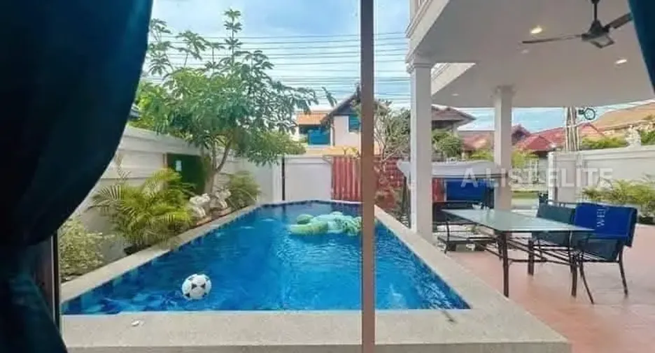 For rent 5 bedrooms house in South Pattaya, Pattaya