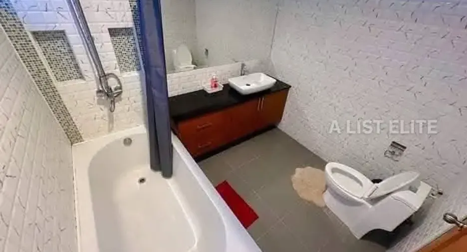 For rent 5 bedrooms house in South Pattaya, Pattaya