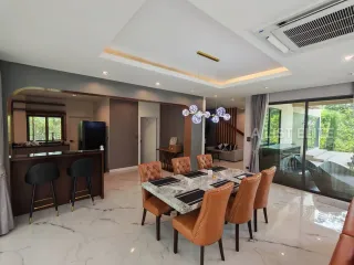 For rent 4 bedrooms house in Bang Lamung, Chonburi