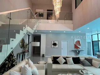 For rent 4 bedrooms house in Bang Lamung, Chonburi