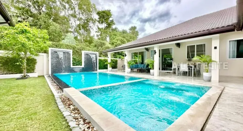 For rent 6 bedrooms house in Huay Yai, Pattaya