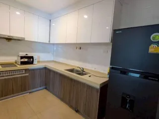 Wohnung zur Miete mit 2 Zimmer in Huai Khwang, Bangkok