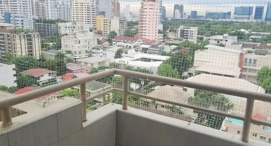 Wohnung zur Miete mit 2 Zimmer in Khlong Toei, Bangkok