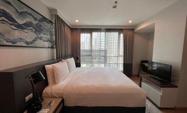 For rent 2 bedrooms apartment in Khlong Toei, Bangkok