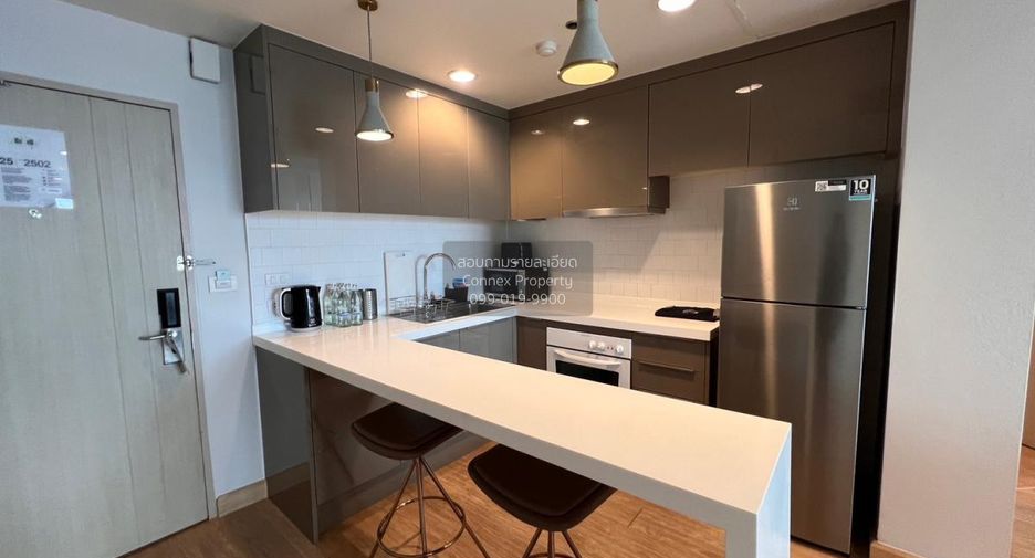 For rent 3 ベッドルーム apartment in Khlong Toei, Bangkok