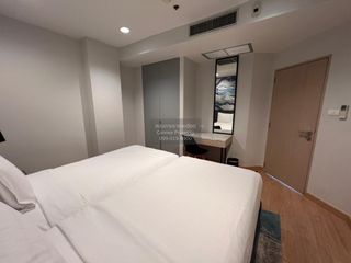 For rent 3 bedrooms apartment in Khlong Toei, Bangkok