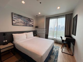 For rent 3 bedrooms apartment in Khlong Toei, Bangkok