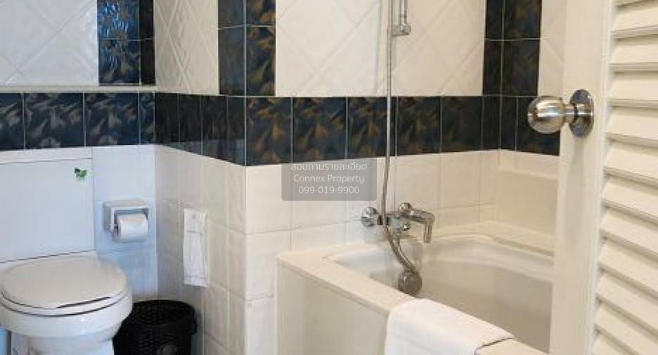 For rent 2 bedrooms apartment in Khlong Toei, Bangkok