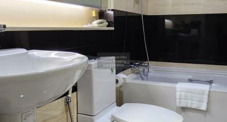 For rent 2 bedrooms apartment in Khlong Toei, Bangkok