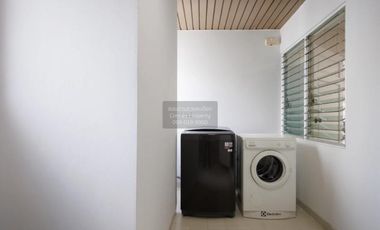 À louer 3 chambres appartement à Khlong Toei, Bangkok
