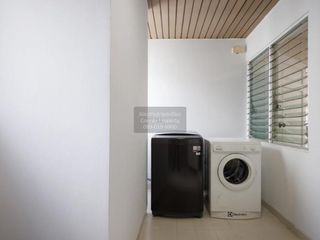 For rent 3 bedrooms apartment in Khlong Toei, Bangkok
