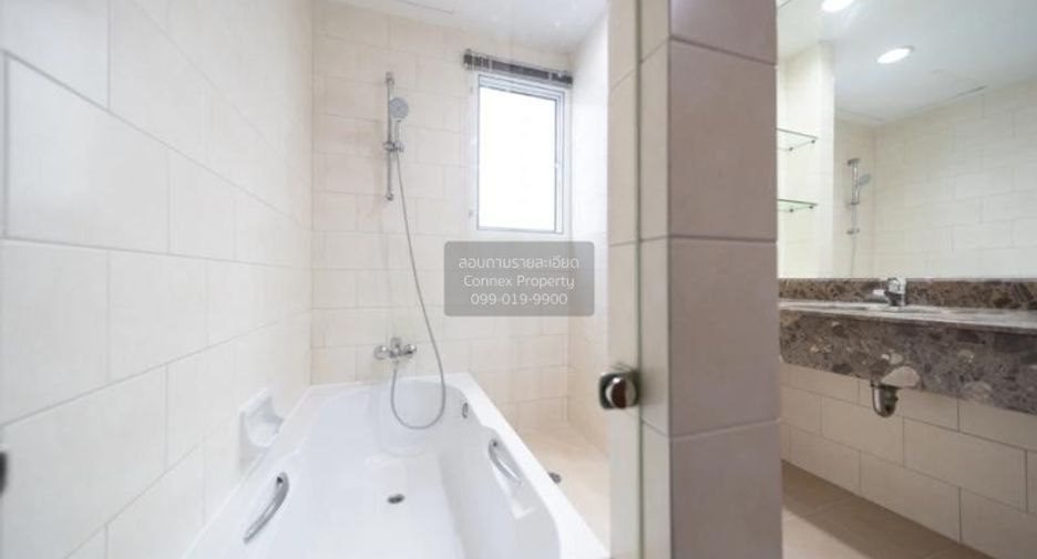 Apartamento en alquiler de 3 habitaciones en Khlong Toei, Bangkok
