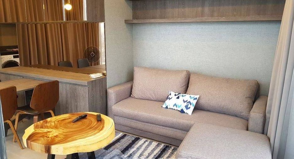 Condo en venta de 2 habitaciones en Bang Rak, Bangkok
