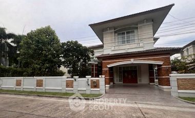 For rent and for sale 4 bedrooms house in Taling Chan, Bangkok