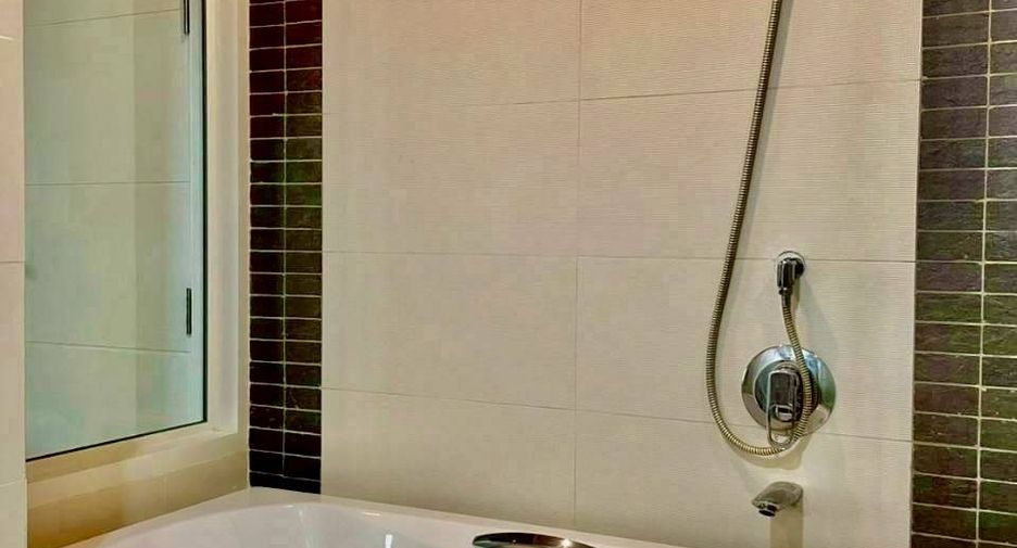 À vendre 1 chambre condo à Watthana, Bangkok