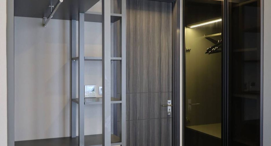 Condo en alquiler de 1 habitaciones en Khlong Toei, Bangkok