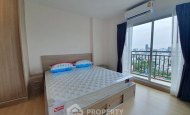For rent 2 bedrooms condo in Huai Khwang, Bangkok