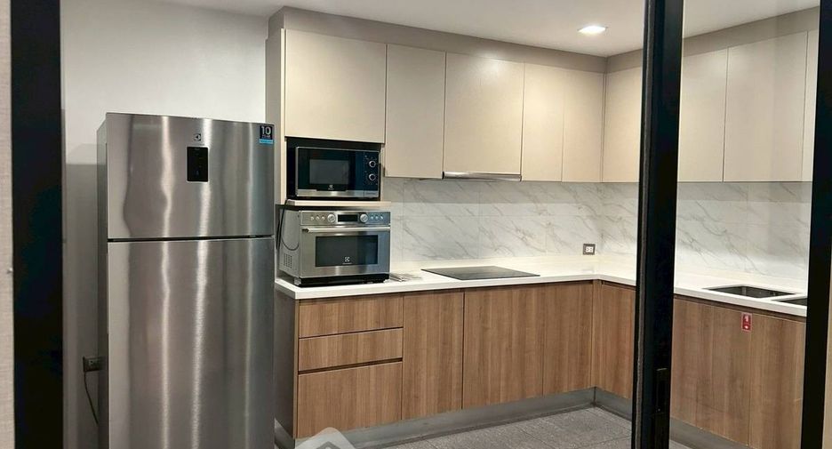 Apartment zur Miete mit 3 Zimmer in Watthana, Bangkok