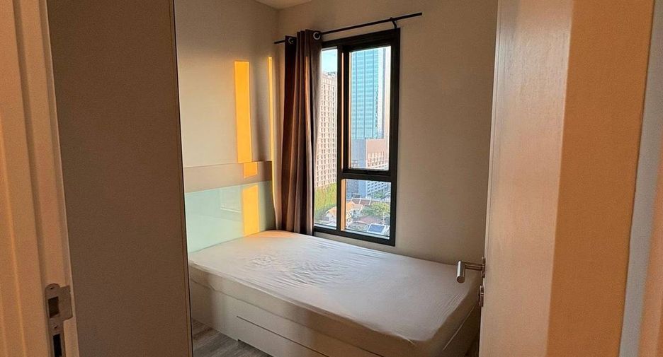 À louer 2 chambres condo à Phaya Thai, Bangkok