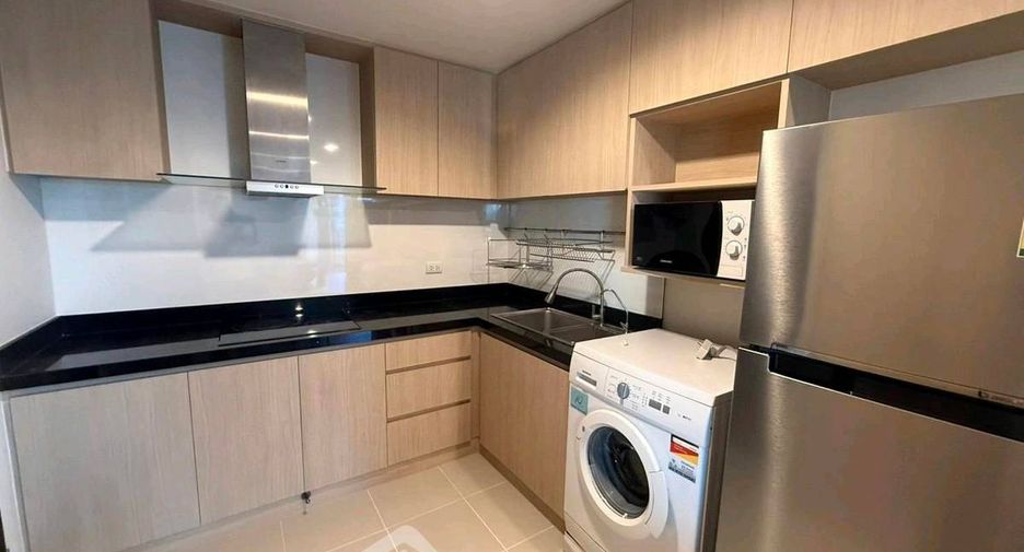 Wohnung zur Miete mit 2 Zimmer in Huai Khwang, Bangkok