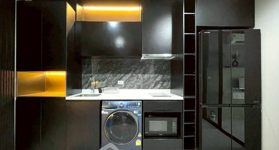 For rent 1 bed condo in Huai Khwang, Bangkok