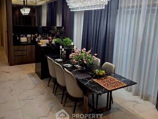 Casa en alquiler de 4 habitaciones en Bueng Kum, Bangkok