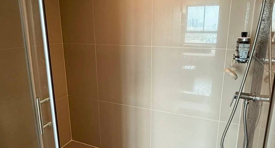 For rent 1 bed condo in Phaya Thai, Bangkok