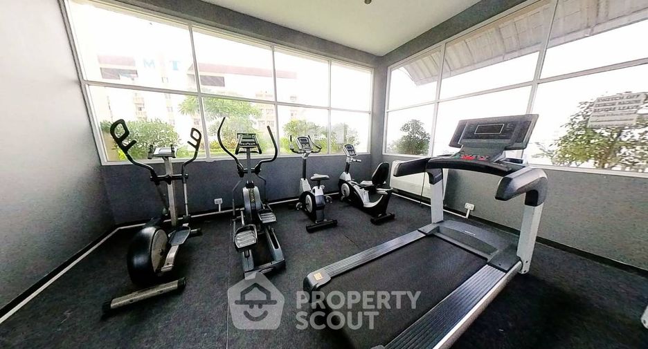 For rent 2 bedrooms condo in Watthana, Bangkok