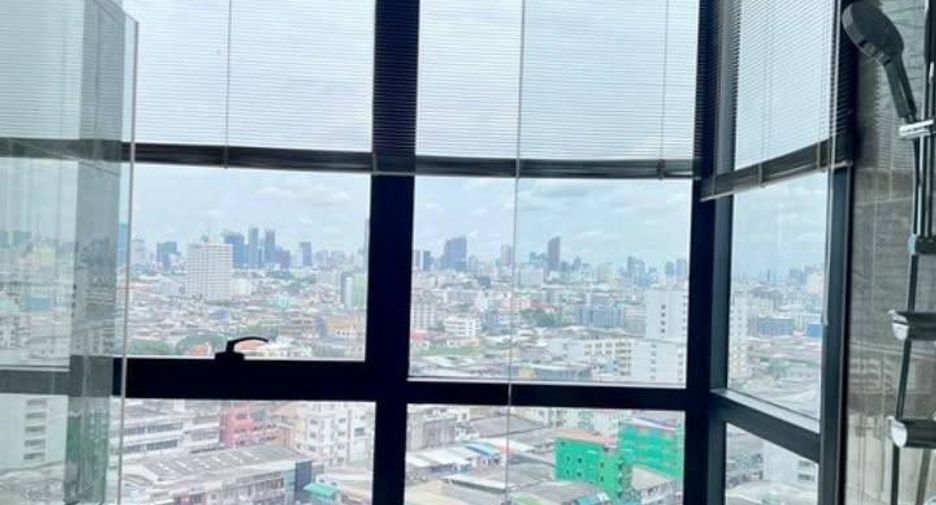 For rent 2 ベッドルーム condo in Huai Khwang, Bangkok