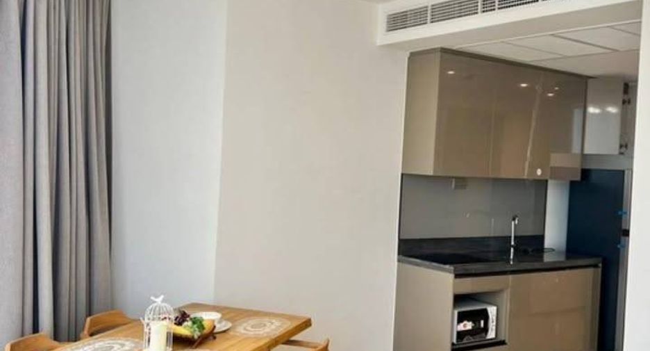 For rent 2 ベッドルーム condo in Huai Khwang, Bangkok