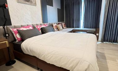 Wohnung zur Miete mit 1 Zimmer in Pathum Wan, Bangkok