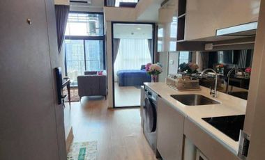 Condo en alquiler de 1 habitaciones en Huai Khwang, Bangkok